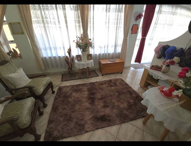 3 BEDROOM RETIREMENT UNIT FOR SALE IN ROOIBERG